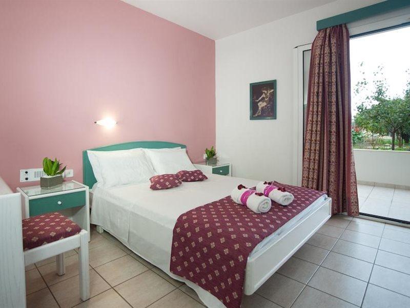 Theoni Apartments Malia Eksteriør billede