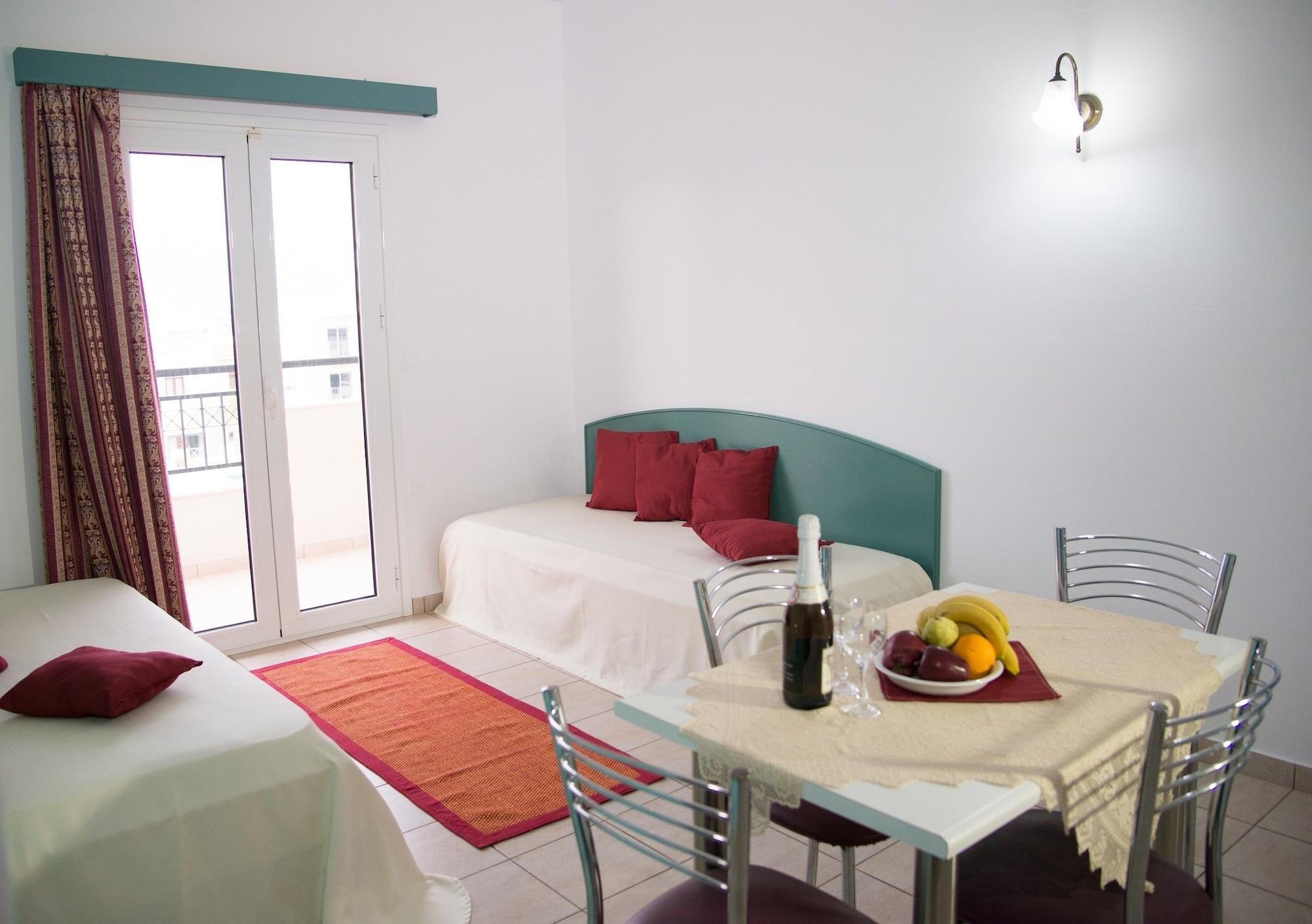 Theoni Apartments Malia Eksteriør billede