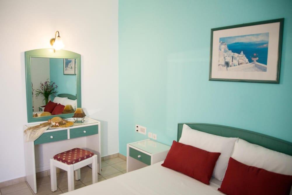 Theoni Apartments Malia Eksteriør billede
