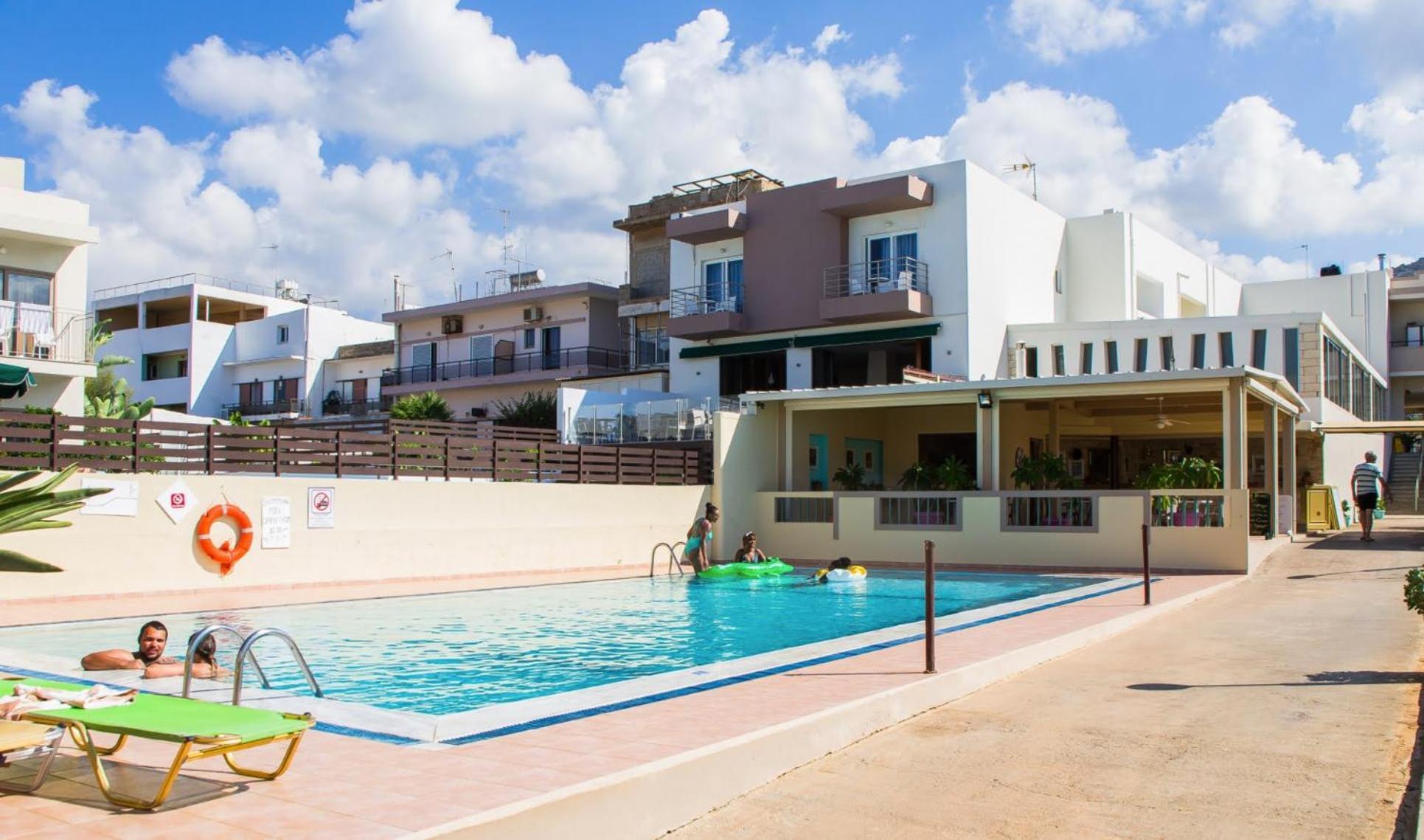 Theoni Apartments Malia Eksteriør billede