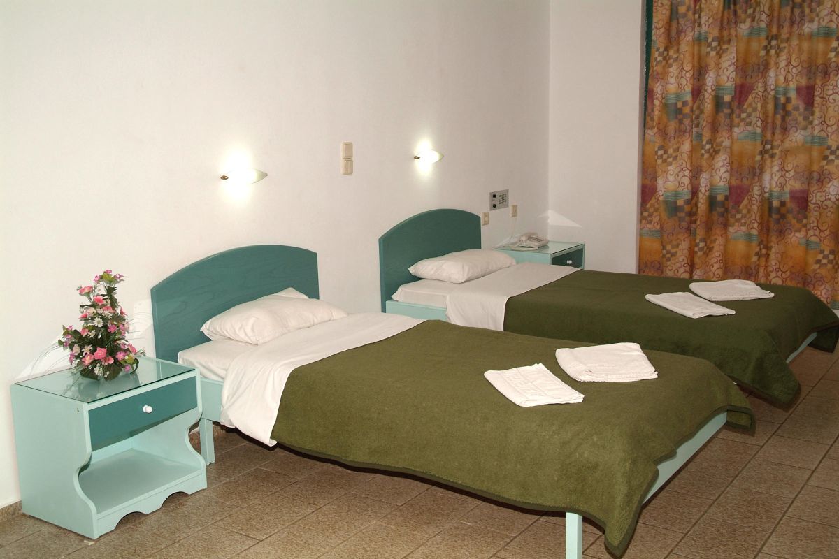 Theoni Apartments Malia Eksteriør billede